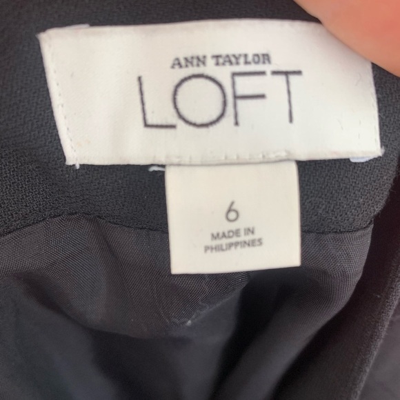 Ann Taylor Loft flared/pleated skirt in black - Picture 5 of 5